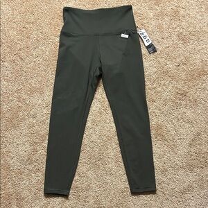 Zobha Women’s Dark Green Leggings NWT